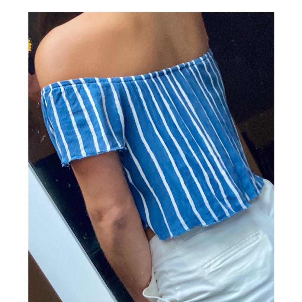 Off The Shoulder Top - Picture 5 of 6